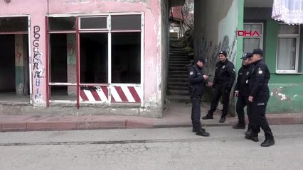 İzmit'te çuval içerisinde 2 tane uzun namlulu silah bulundu