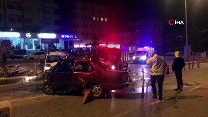 Korkunç kaza anı saniye saniye kameraya yansıdı
