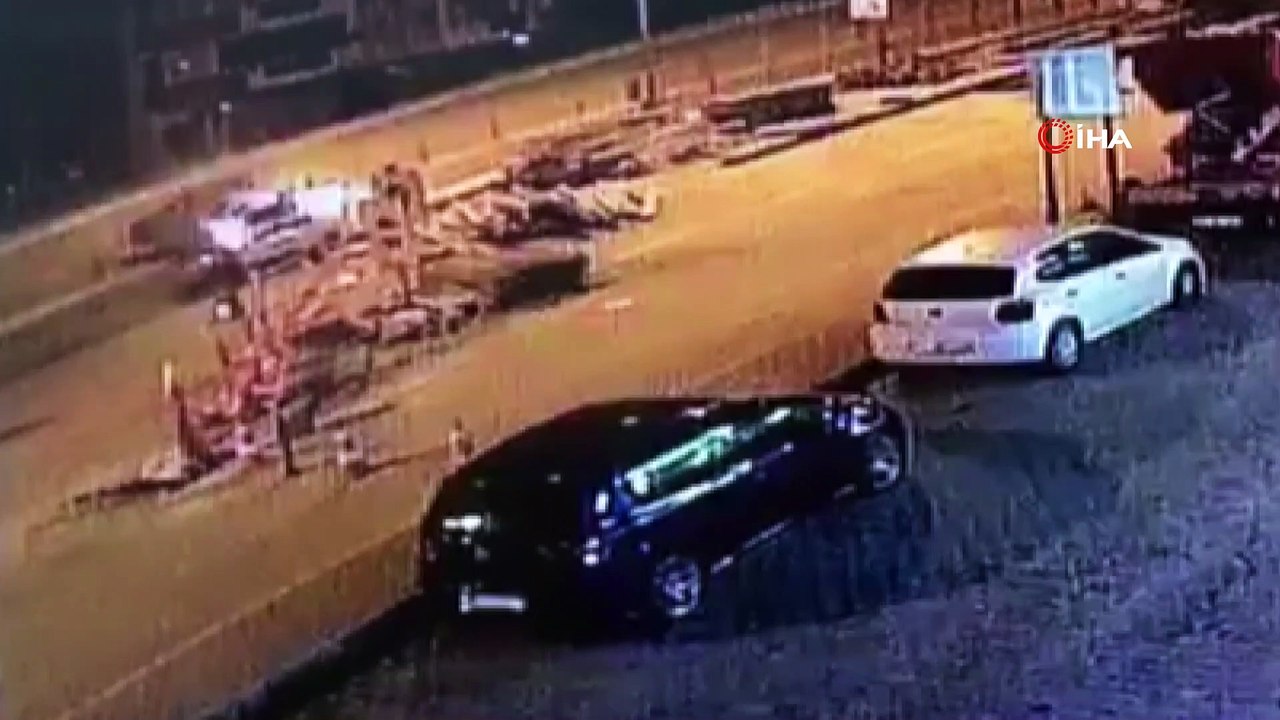 Korkunç kaza anı saniye saniye kameraya yansıdı