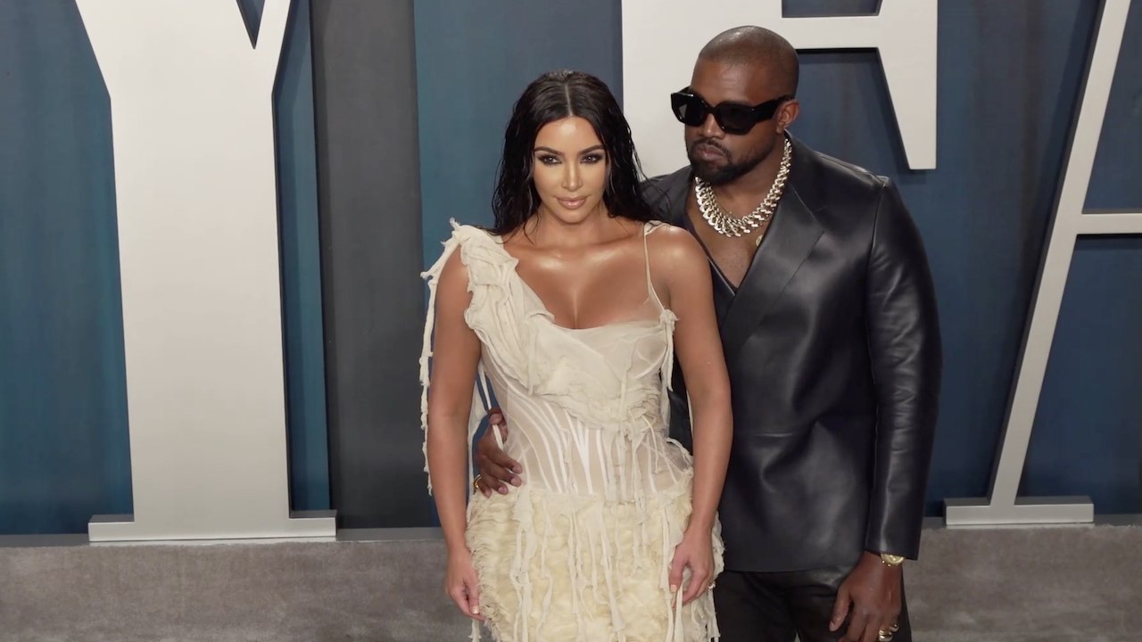 Kim Kardashian und Kanye West beim innigen Küssen erwischt
