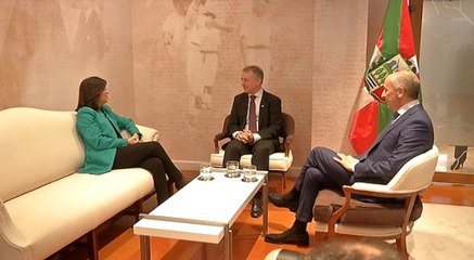 Urkullu y Erkoreka reciben a Carolina Darias