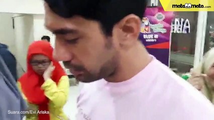 Reza Rahadian Sebut Ashraf Sinclair Selalu Utamakan Keluarga