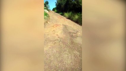 Em vídeo, morador registra condições de trecho da Rua Academia e cobra por melhorias