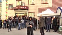 Diyarbakır annelerinin oturma eylemine bir aile daha katıldı