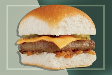 White Castle Tests Dairy-Free Cheese to Top Its Impossible Sliders