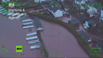 Imágenes de las grandes inundaciones que dejo la fuerte Tormenta Dennis en el sur de gales