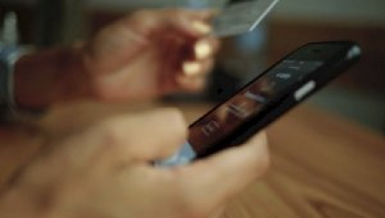 Should You Really Set Up Automatic Credit Card Payments?