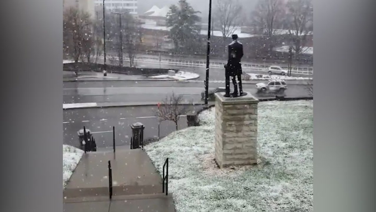 Big snow flakes turn this university into a snow globe