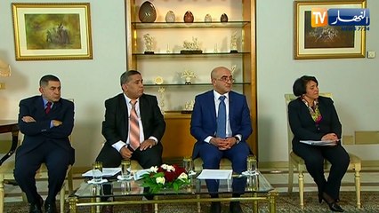 الرئيس تبون: من غير المعقول شن إضراب يمس السمعة الوطنية ويعطل مصالح المواطنين برسالة نصية