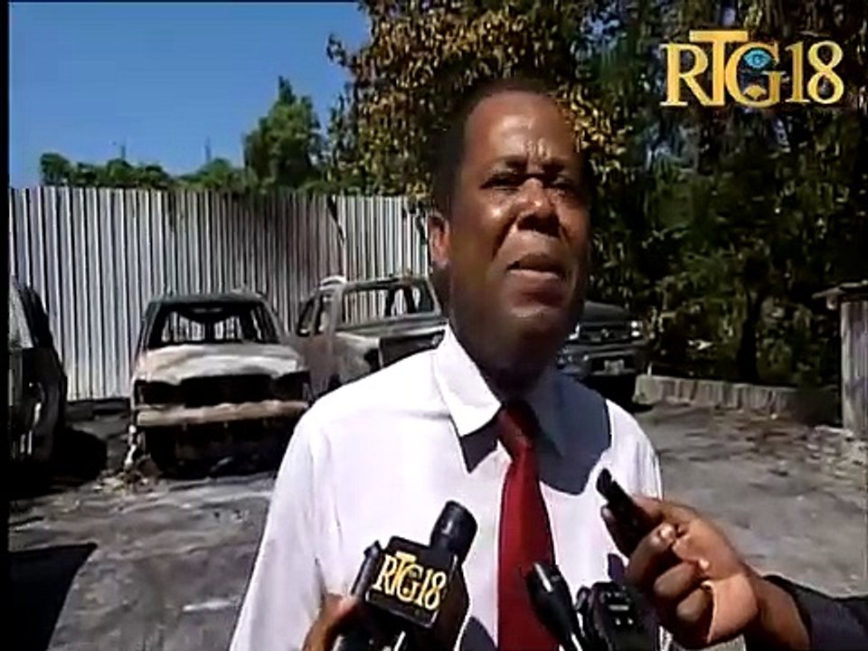 Me. Samuel Madistin  kondane zak vyolans li di polisye yo fè sou kabinè li a.