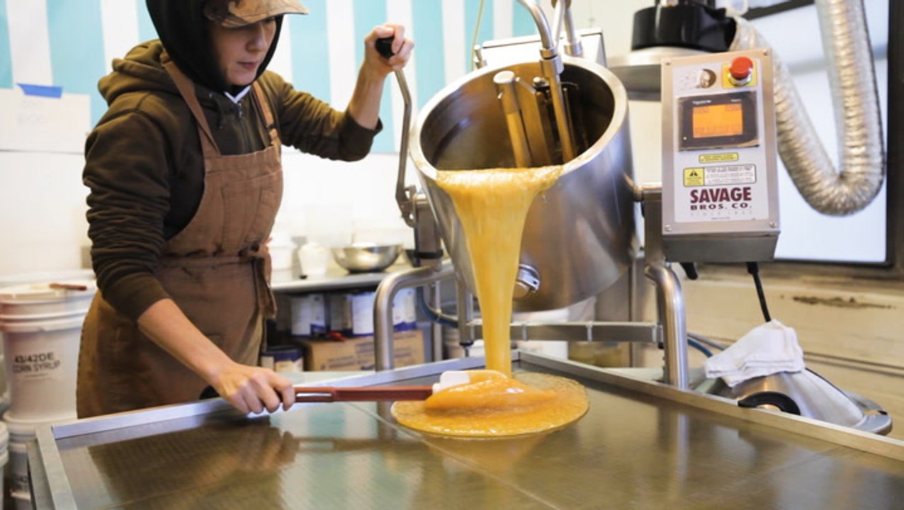 These are 9 hypnotizing techniques used to make candy