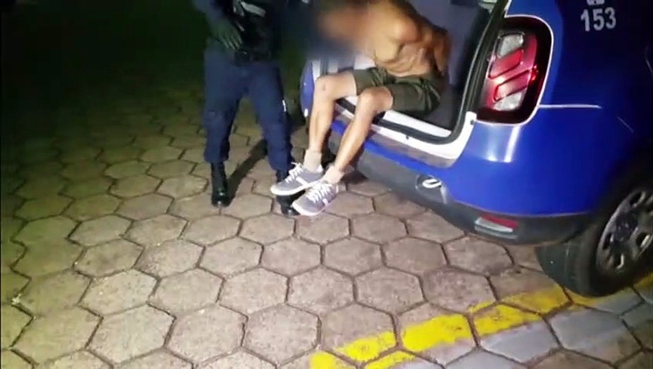 Rapaz causa desordem e confusão no Terminal Oeste e acaba detido pela Guarda Municipal