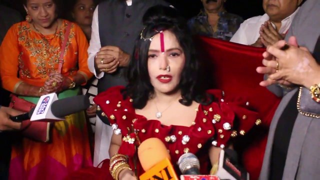 RADHE MAA - Ocean Of Kindness | Seva | Aadhar Old Age Home -7