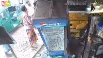 Live  road  Accidents   CCTV   Footage   Accident   unbelievable  accident in the street.........//// OH MY GOD
