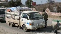 La ONU pide a Turquía que abra su frontera para acoger a los miles de desplazados por las bombas en Siria