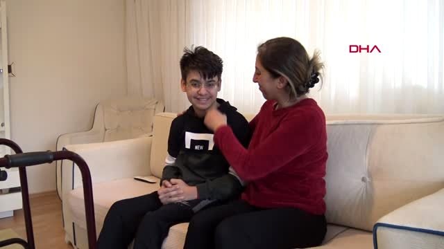 İzmir serebral palsi hastası çetin yıldız yürümek için destek bekliyor