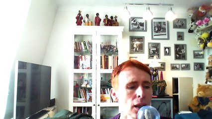 Wiwi égratigne "l'école d'amour" d'Amanda Lear