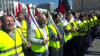 Με μεγάλη συμμετοχή η συγκέντρωση κατά του ασφαλιστικού