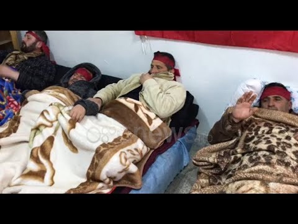 Ora News - Greva e urisë në Ballsh, naftëtarët: Kryeministri nuk na shikon, të na ndihmojë për pagat