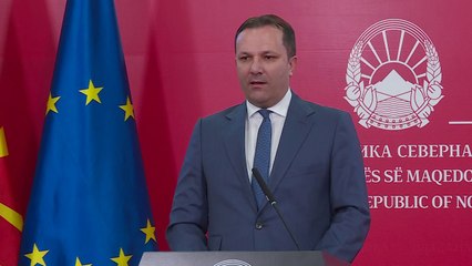 Askush s’merr përgjegjësi për mungesën e pasaportave