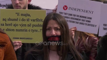Të rinjtë e FRPD-së, protestë para Kryeministrisë: Po lind një diktator i ri