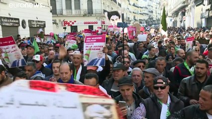 حراك الشارع الجزائري: عندما تمتزج السياسة بالفكاهة