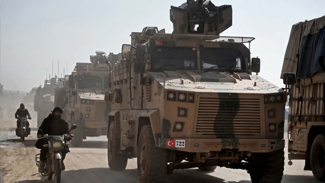 القوات التركية تنشئ نقطة عسكرية قرب بلدة النيرب بريف إدلب