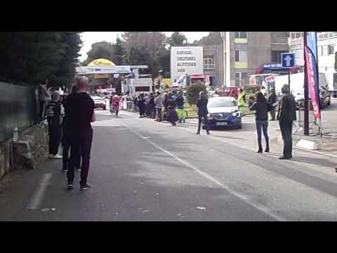 Tour des Alpes-Maritimes et du Var - Et. 1 : Le passage de l'échappée à Grasse
