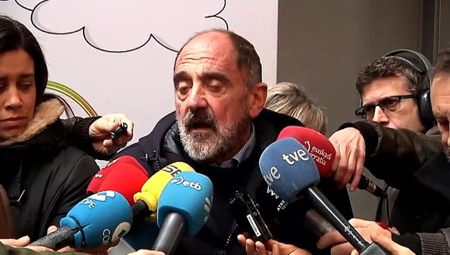 Un nuevo incendio en el vertedero de Zaldibar propaga otra vez la indignación de los vecinos