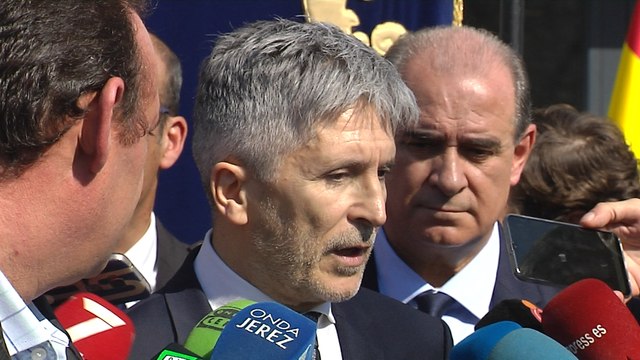 Marlaska pretende subir un 20% los sueldos de los policías