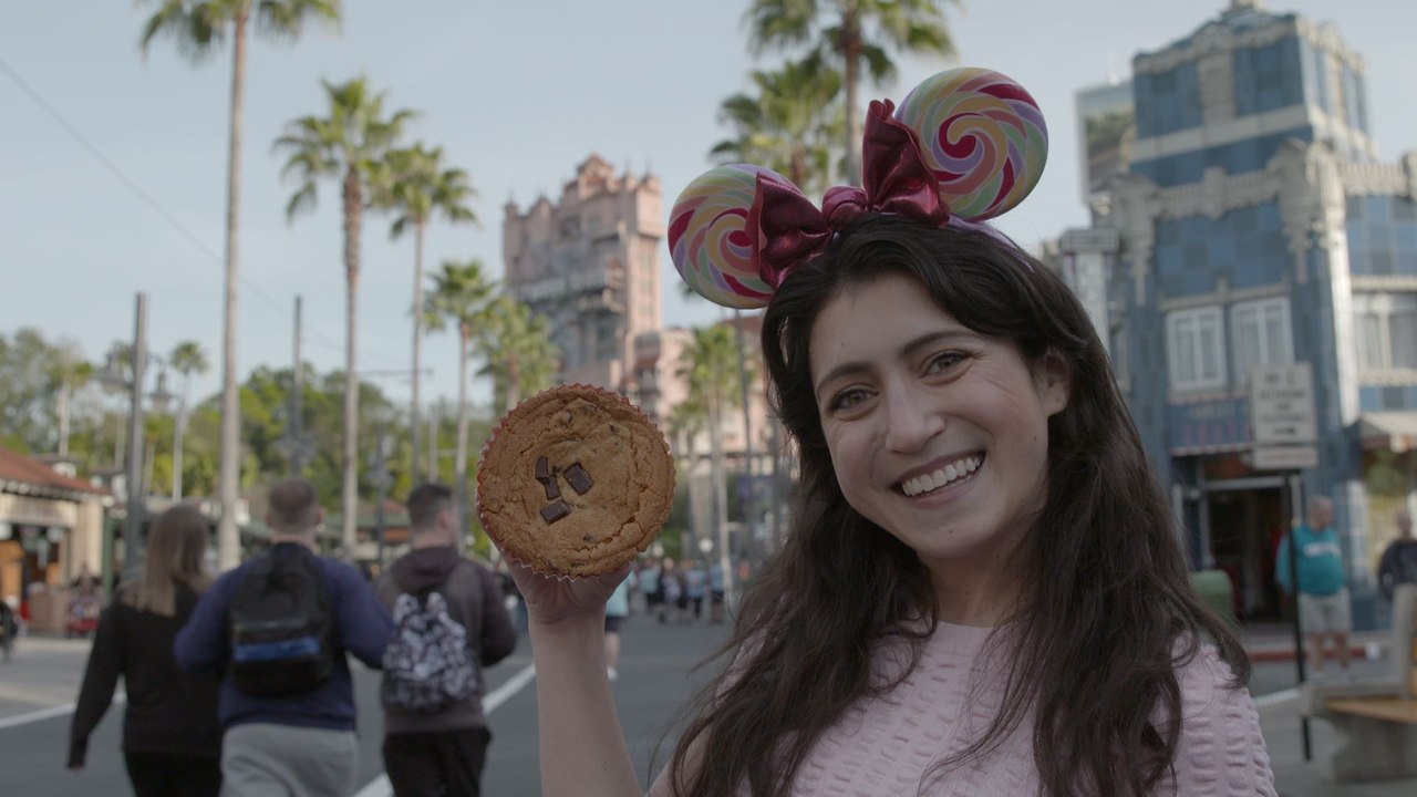 1 Woman, 14 Treats, And A Very Magical Day: Thi...