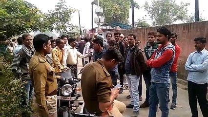 इटावा:बाइक की चपेट में आने से बच्चे की हुई मौत