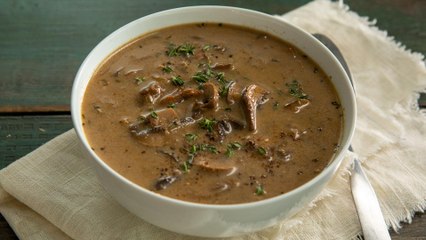 How to Make Slow Cooker Mushroom Soup