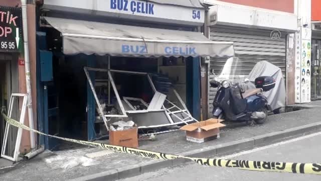 Beyoğlu'nda iş yerindeki patlamada 1 kişi yaralandı