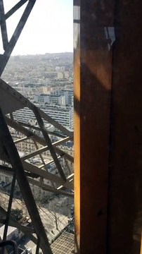 Tour Eiffel descente 2ème vers 1er étage