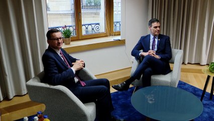 Sánchez se reúne con el presidente de Polonia