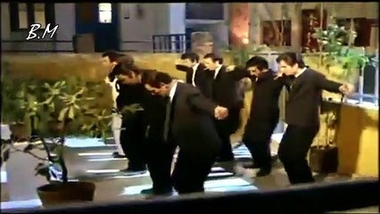 Μην πιείς νερό - Νίκος Κούρκουλος και χορωδία