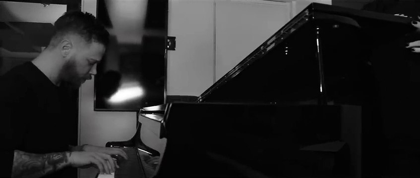 Sibel Can feat. Sinan Akçıl - Arada Sırada