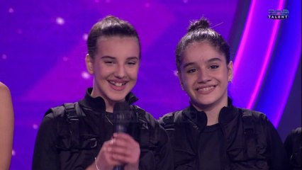 Grupi i vajzave elektrizojnë skenën e Top Talent dhe jurinë