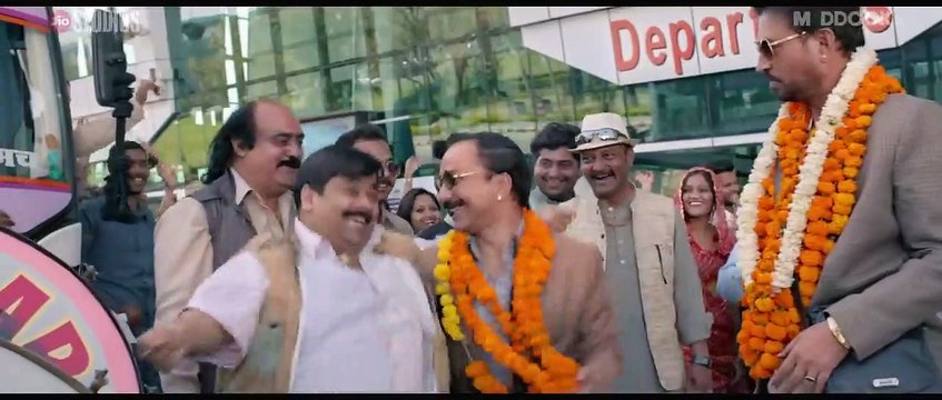 Angrezi Medium - Official Trailer - Irrfan Kareena Radhika - Dinesh Vijan - Homi Adajania - 13 March