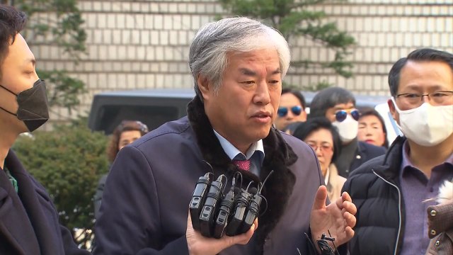 '선거법 위반 혐의' 전광훈 목사 영장 심사 출석 앞으로도 집회 계속 / YTN