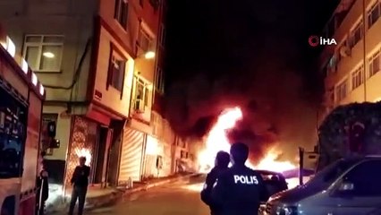 Fatih'te 9 aracın kundaklanma anı kamerada