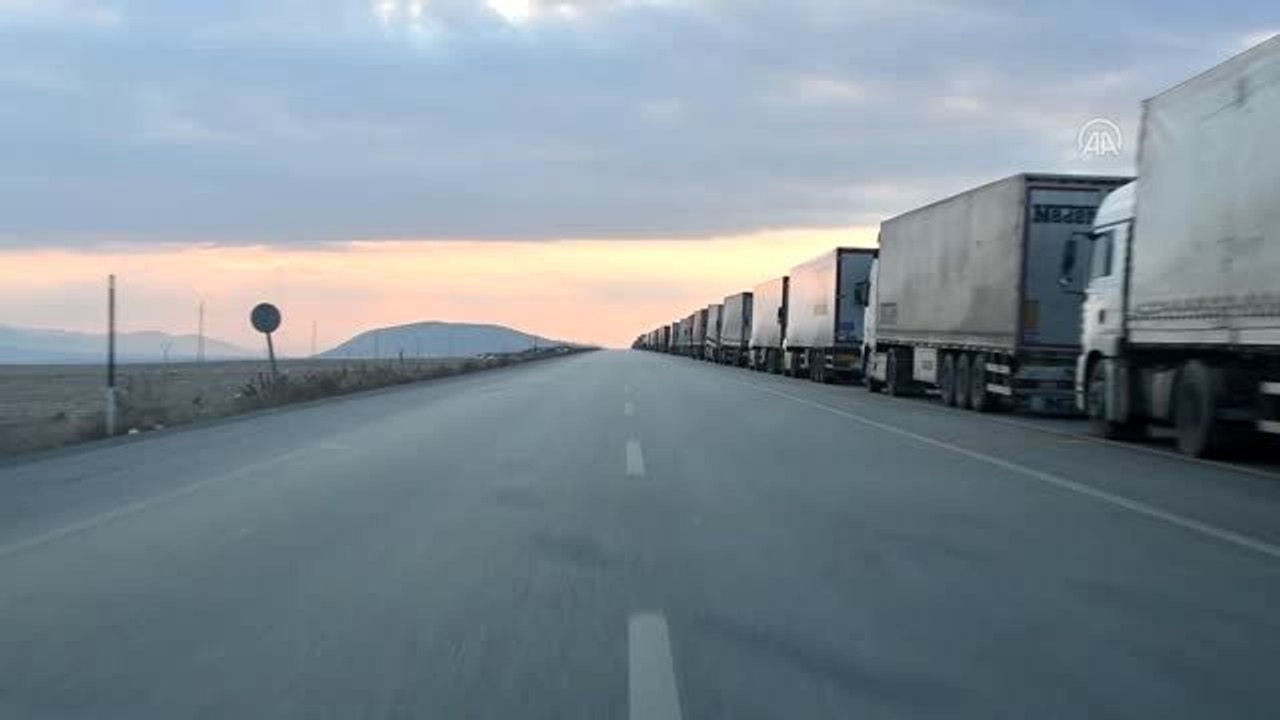 Gürbulak Sınır Kapısı'na koronavirüs tedbirleri kapsamında termal kamera kuruldu