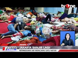 Pasca Banjir Satu Meter, Ratusan Warga Jaktim Mengungsi