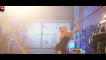 Δημήτρης Παπάς - Με Τρομάζεις (Official Music Video)