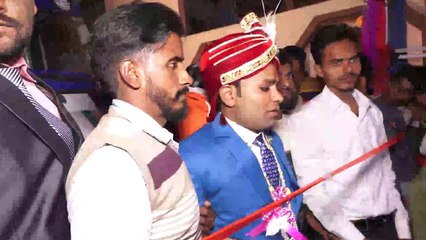 वरमाला के बीच डगमगाने लगा दूल्हा तो दुल्हन ने किया शादी इनकार और फिर