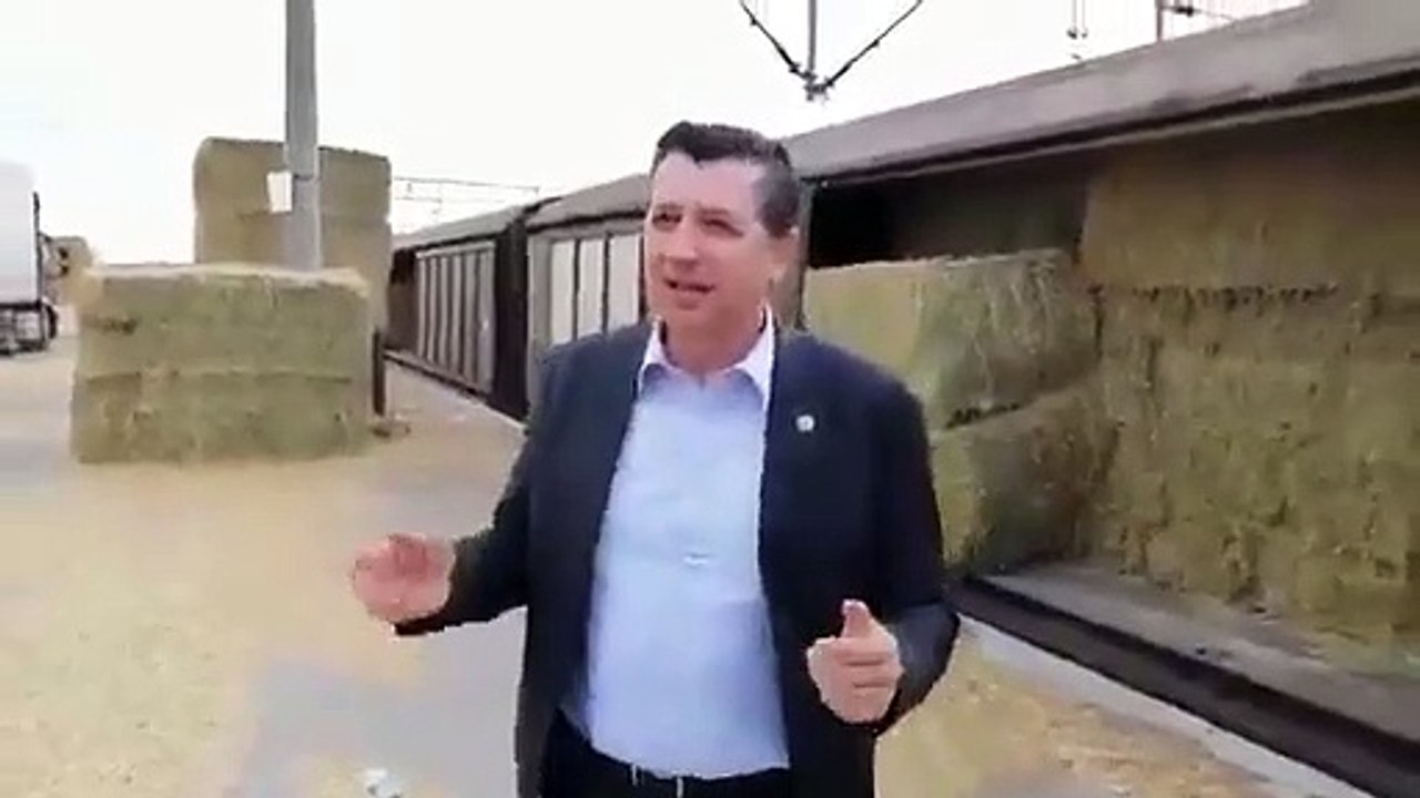 Erdoğan saman ithal edilmiyor demişti; CHP'li Gaytancıoğlu yurtdışından trenle getirilen samanları gösterdi