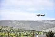 Sınırda askeri helikopter hareketliliği