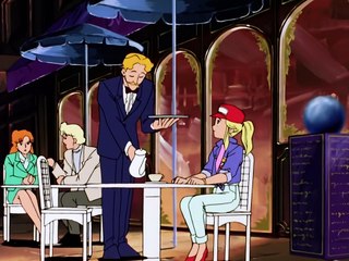 damon cash gets a cafe noir and a fresh croissant 04