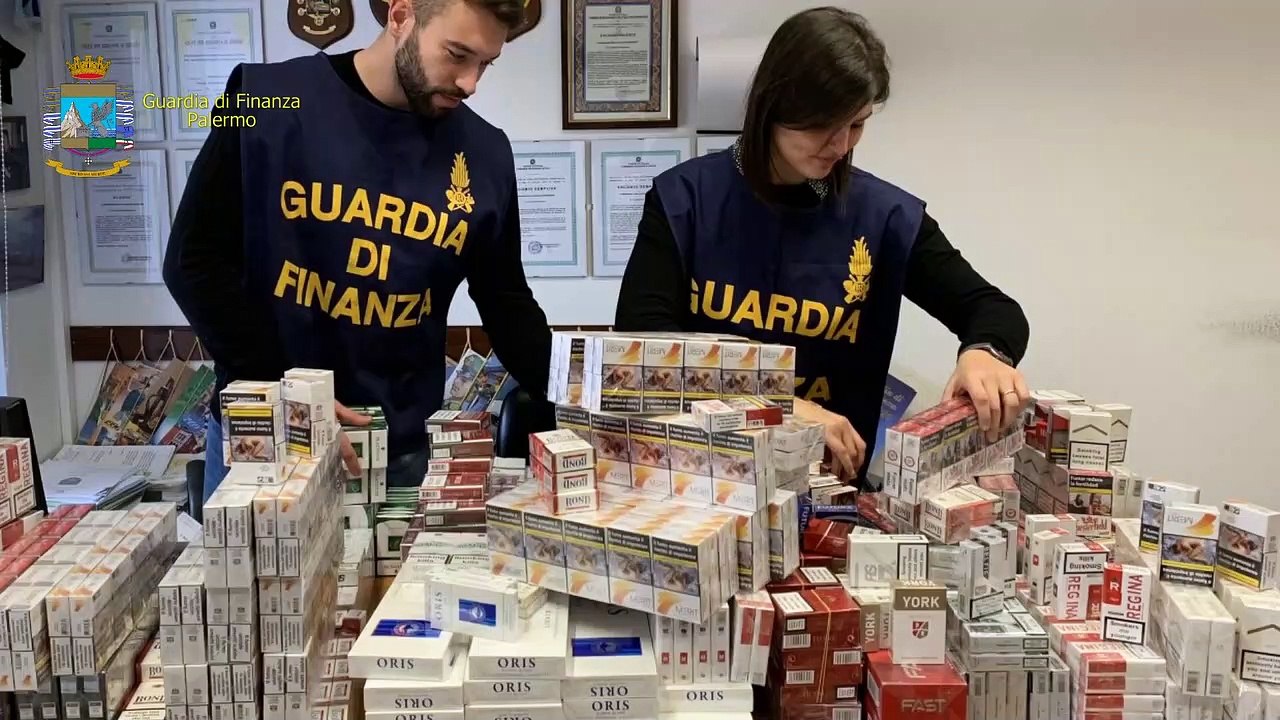 Da Napoli e Palermo in bus con 50 chili di sigarette di contrabbando (22.02.20)